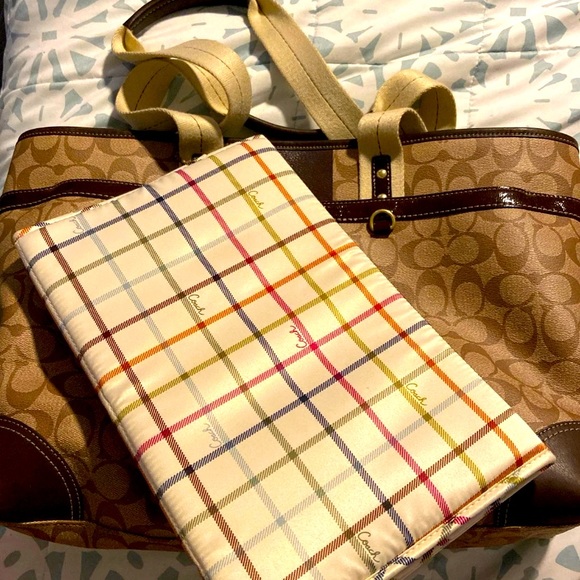 Gently Loved Coach Diaper / laptop bag - Picture 1 of 6